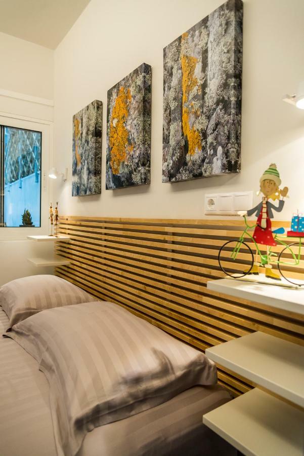 Central Cozy Studio With A Secret Garden เอเธนส์ ภายนอก รูปภาพ